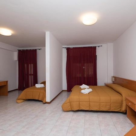 Hotel Brunforte Sarnano Exterior foto